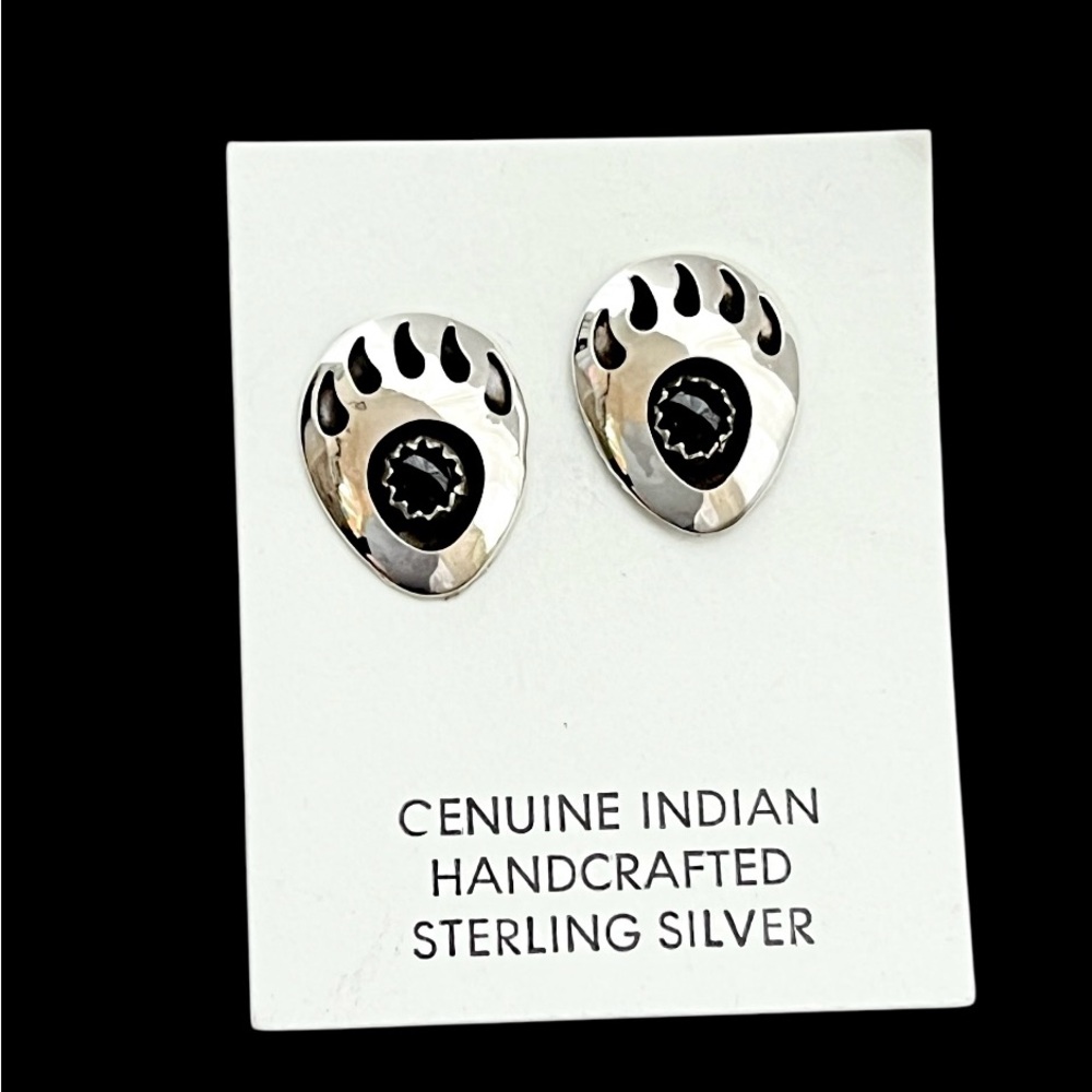 Navajo Virginia John 925 Sterling silver and black onyx bear paw earrings